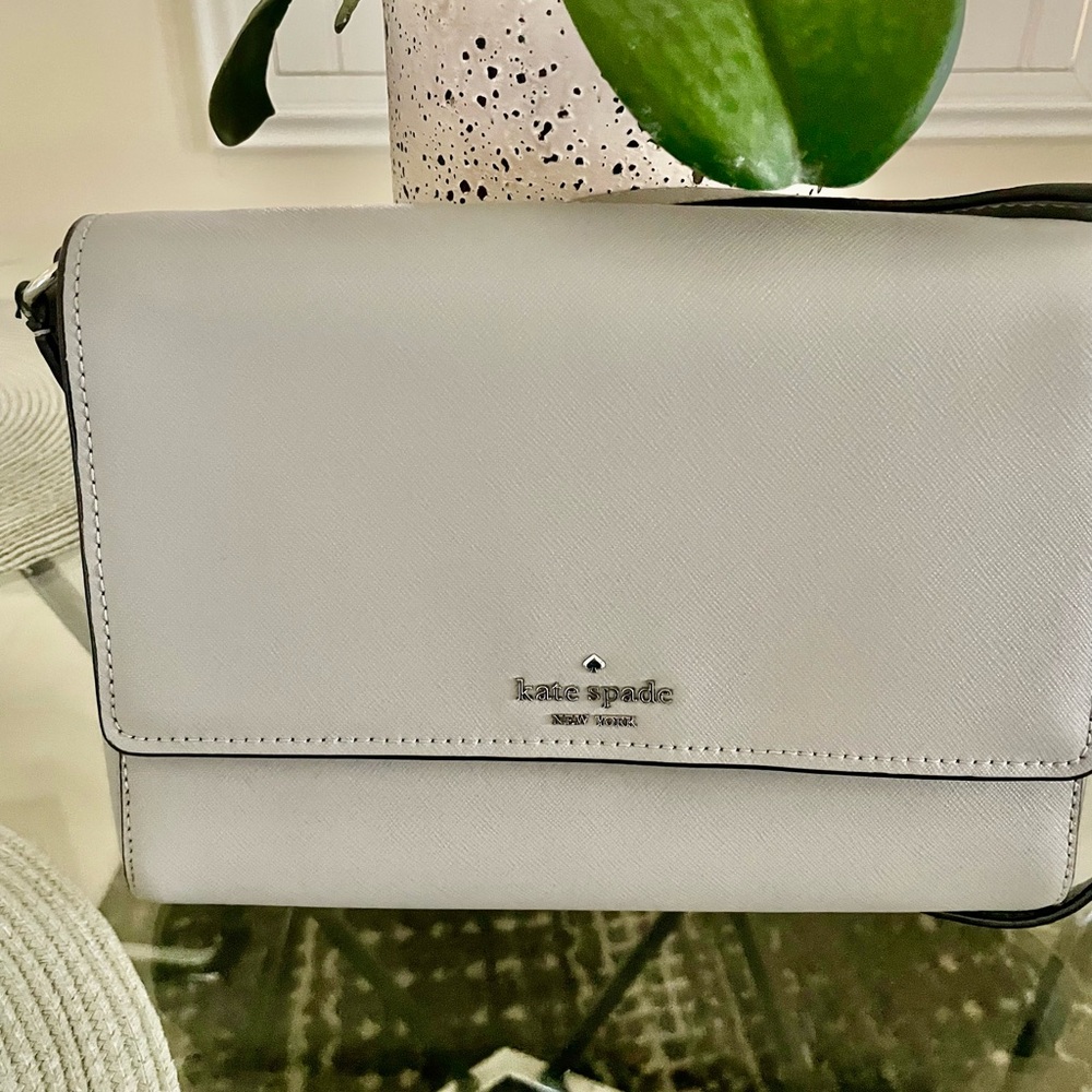 Kate Spade Chic Light Gray Crossbody Bag